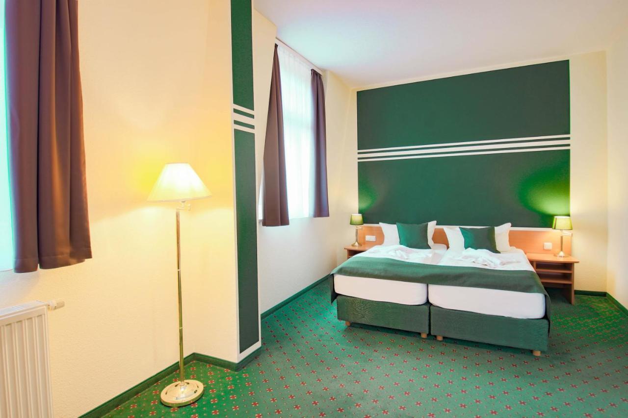 Ferien Hotel Villa Suedharz Sülzhayn Exteriör bild