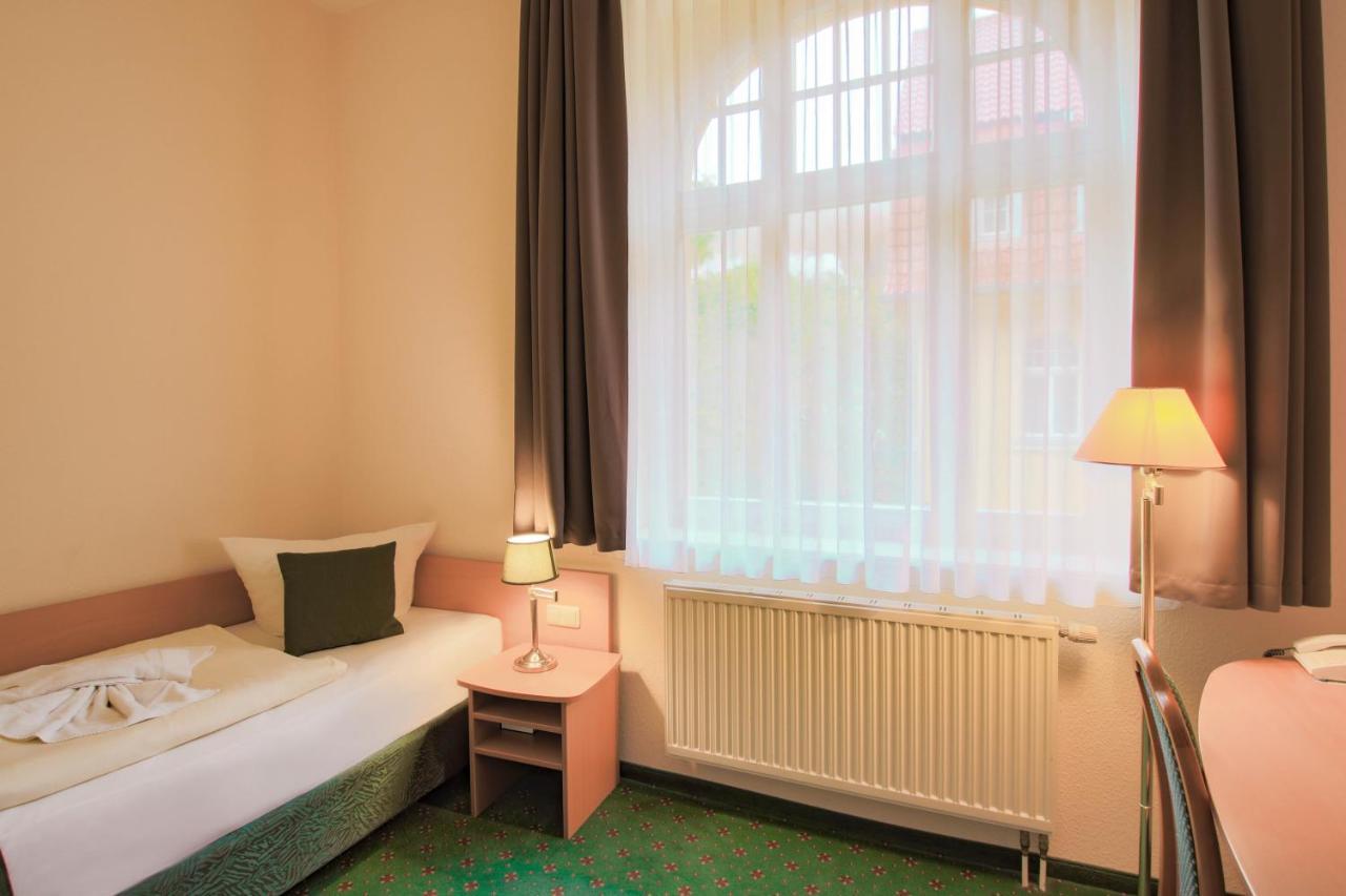 Ferien Hotel Villa Suedharz Sülzhayn Exteriör bild