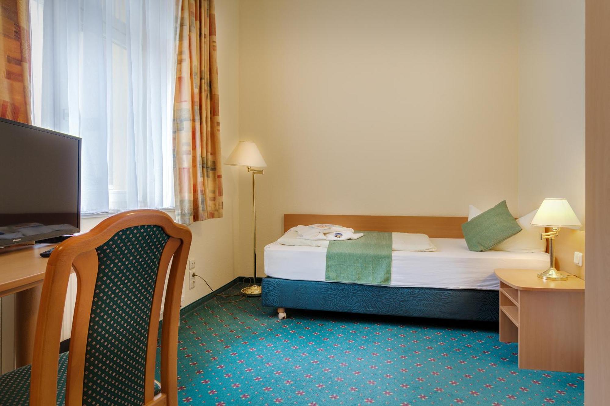 Ferien Hotel Villa Suedharz Sülzhayn Exteriör bild